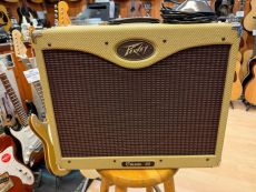 PEAVEY CLASSIC 30 COMBO Oulu