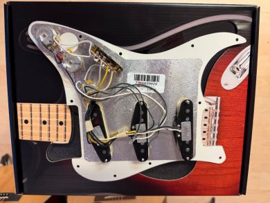 FENDER PREWIRED TEXAS SPECIAL STRATOCASTER SET Oulu