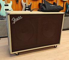 FENDER SUPER-SONIC 60 212 Oulu