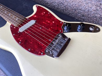 FENDER MUSICMASTER 1971