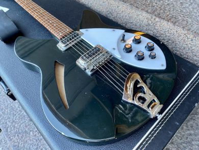 RICKENBACKER 330 1983