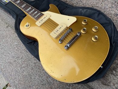 GIBSON LES PAUL DELUXE 1975