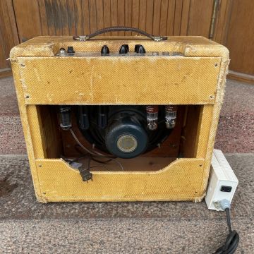 FENDER DELUXE 1950, TV Front