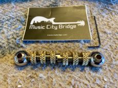 MUSIC CITY BRIDGE SPACE BAR