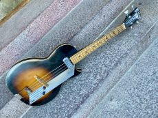 KAY K5961 VALUE LEADER BASS, early 60´S