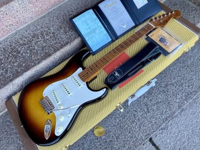 FENDER CUSTOM SHOP LIMITED EDITION ROASTED 50´S STRATOCASTER, Wide Fade Aged Chocolate 2-Tone Sunburst