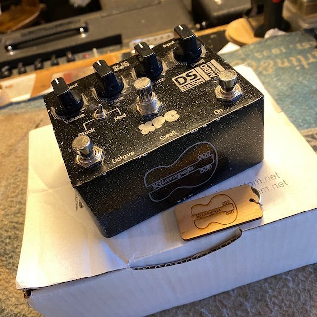 DS CUSTOM XPC (PRESCRIPTION EXPERIENCE FUZZ CLONE) - Kitarapaja