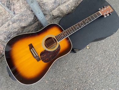 MARTIN CUSTOM D 2001