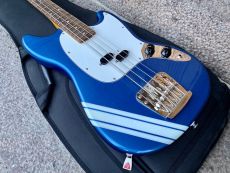 SQUIER FSR CLASSIC VIBE '60S COMPETITION MUSTANG® BASS 2022