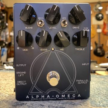 DARKGLASS ALPHA OMEGA PREAMP