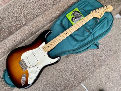 FENDER AMERICAN SPECIAL STRATOCASTER 2012