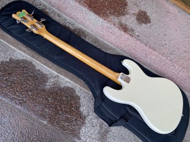 ARAI DIAMOND "MOSRITE" BASS, late 60´s