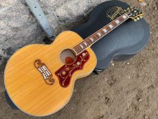 GIBSON SJ-200 2003