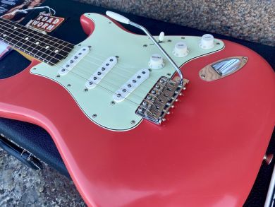 FENDER LIMITED EDITION ANDERTONS 60TH ANNIVERSARY ´64 ROAD WORN STRATOCASTER 2024