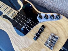 FENDER AMERICAN ELITE JAZZ BASS 2018