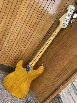 GRECO MERCURY BASS 1977