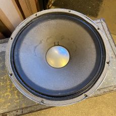 JBL D130F 15" 