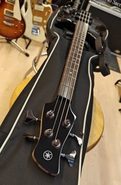 YAMAHA TRBX304 BASS BLACK 2018 Oulu